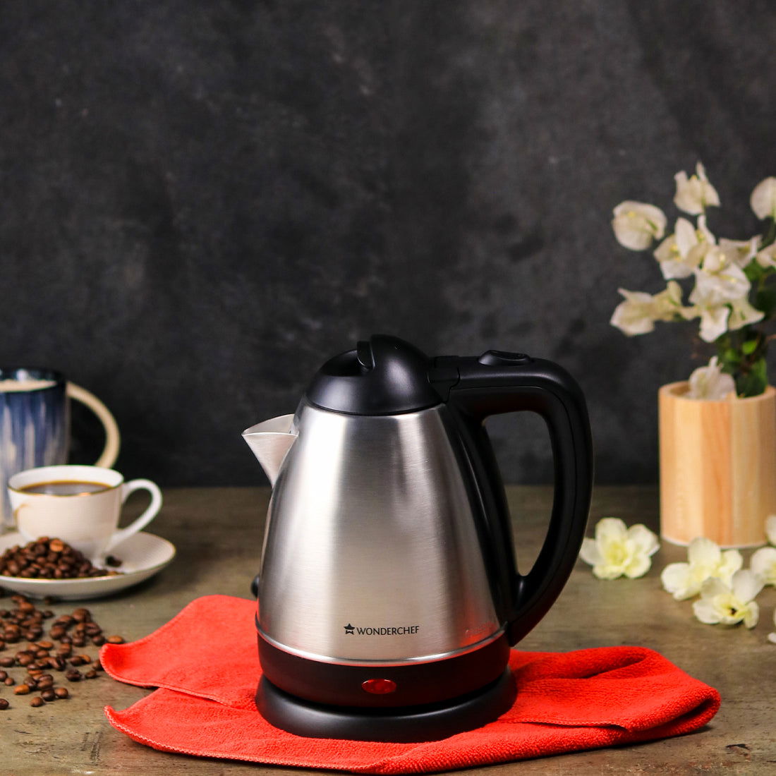 Prato Automatic Cordless Electric Kettle | 1.2L Capacity | 1000W | Built-in Metal Filter | 304 Stainless Steel Interior | Ergonomic Handle | 2 Year Warranty